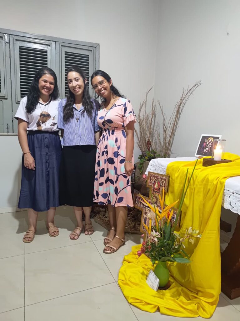 Novizinnen Juliana, Silvania und Mireli